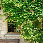 Le Prieure Sur Seine * Marnay-sur-Seine